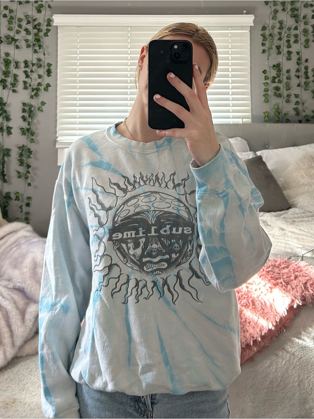 Sublime Graphic Tie-Dye Crewneck Sweater - Light Blue & White
